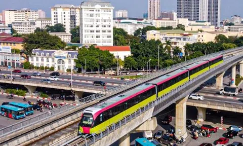 Metro Nhổn - Ga Hà Nội chạy thử nghiệm 8 đoàn tàu