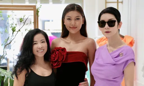 Thạch Thu Thảo để mặt mộc đọ sắc cùng Xuân Lan