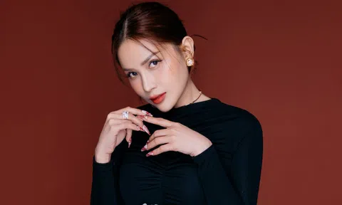 Vẻ ngoài sắc sảo của diễn viên Khả Như ở tuổi 35