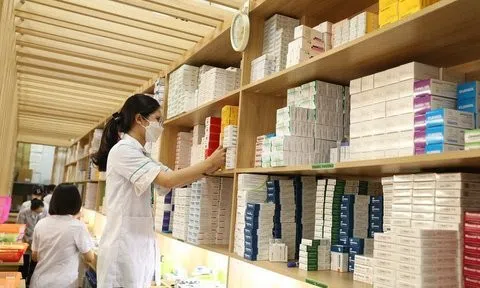 Sẽ gia hạn hơn 10.200 loại thuốc, vắc-xin, sinh phẩm