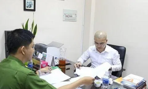 Chiếm đoạt 2.100 tỷ đồng, cựu Chủ tịch Cty Alibaba hầu tòa