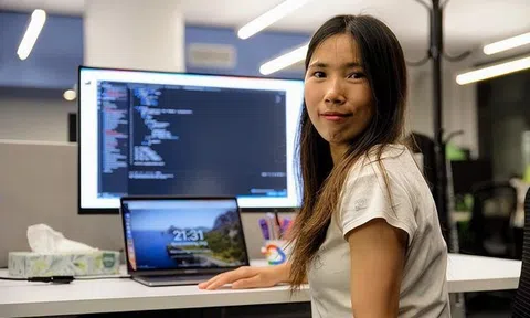 Cô công nhân nhà máy thành kỹ sư Google, nhận lương 3 tỷ đồng/năm nhờ "3 không"
