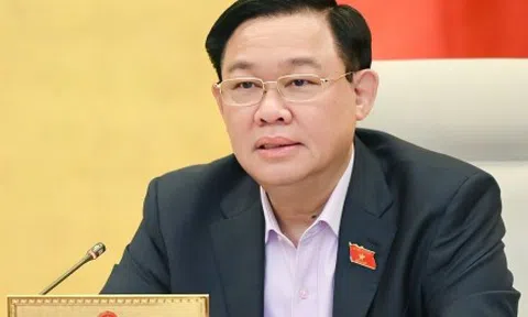 “Giá khám chữa bệnh quy định mù mờ thì tự làm khó mình thôi”