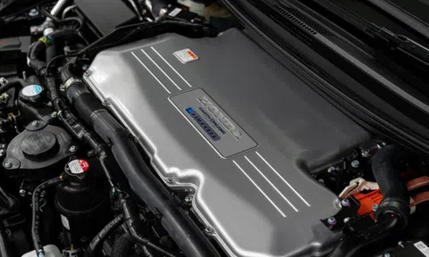 Honda CR-V mới sẽ có phiên bản dùng pin nhiên liệu thay vì pin sạc điện