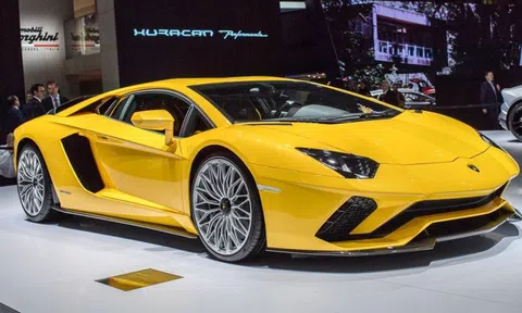 Siêu xe Lamborghini tại Việt Nam liên tiếp ‘lãnh án’ triệu hồi