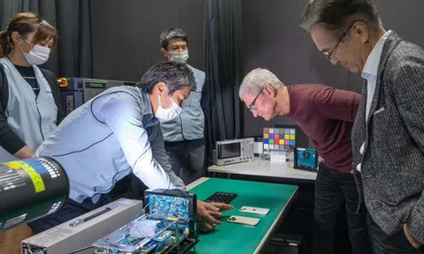 Động thái chưa từng có của Tim Cook khi tiết lộ bí mật được giấu kín suốt 10 năm qua của Apple