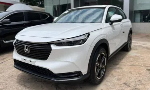 Honda HR-V 2023 tung bản giá rẻ 699 triệu tại Việt Nam, 'cắt' động cơ tăng áp