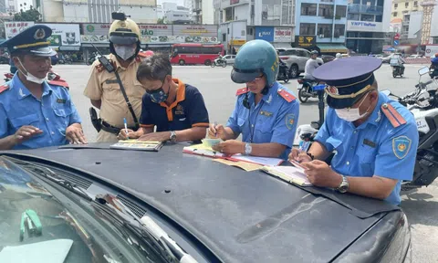 TP HCM ra quân tổng kiểm tra xe dù, bến cóc