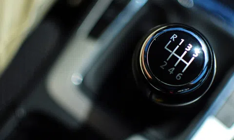 Lexus phát triển hộp số sàn trên xe điện