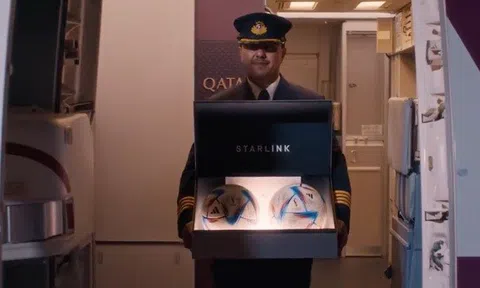 SpaceX âm thầm đưa 2 quả bóng World Cup 2022 vào vũ trụ