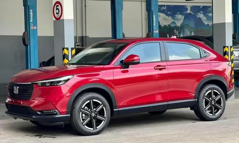 Soi Honda HR-V 2023 bản G giá 699 triệu, 'khắc tinh' của Hyundai Creta