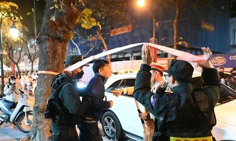 Tài xế say xỉn gây náo loạn, tự xưng là ‘Hùng đội phó cơ động’