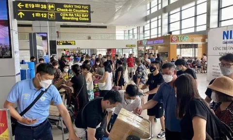 Chặng bay TP HCM-Hà Nội mới bán được hơn 30% vé Tết