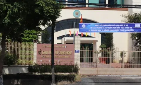 Một phó giám đốc sở ở Bình Phước xin nghỉ việc vì tinh thần mệt mỏi