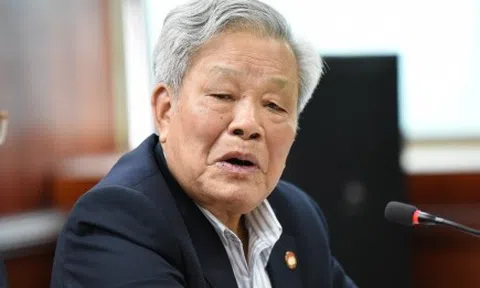 Nhiều cán bộ "nhúng chàm" trước đó được đánh giá hoàn thành xuất sắc nhiệm vụ