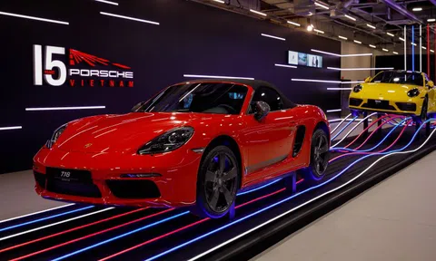 Người Việt tăng mua sắm ô tô hạng sang, doanh số bán Porsche đạt kỷ lục