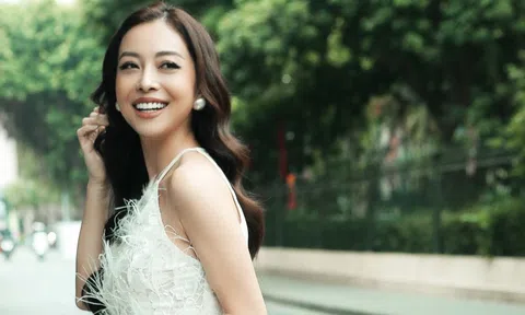 Jennifer Phạm khoe vẻ đẹp mặn mà ở tuổi U.40