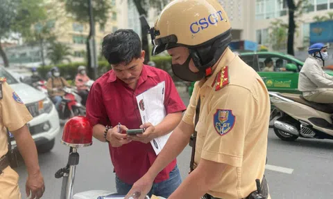 Từ đầu năm 2023, xe khách giường nằm có thể bị cấm vào trung tâm TP HCM