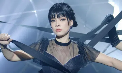 Cover 'Bên trên tầng lầu' bị chê thảm họa, Thanh Thảo nói gì?