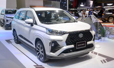 Cận Tết, xe MPV phổ thông 7 chỗ tại Việt Nam đua giảm giá