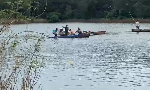 Hai cha con gặp nạn ngày đầu năm