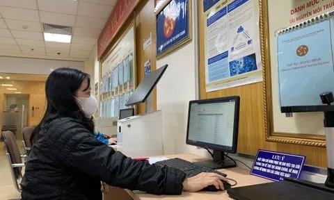 Bỏ sổ hộ khẩu: Người dễ dàng tiếp cận, người lúng túng cần sự hỗ trợ