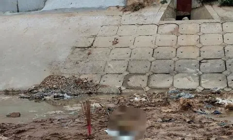 Phát hiện hộp sọ người nằm dưới đáy sông khi nước cạn