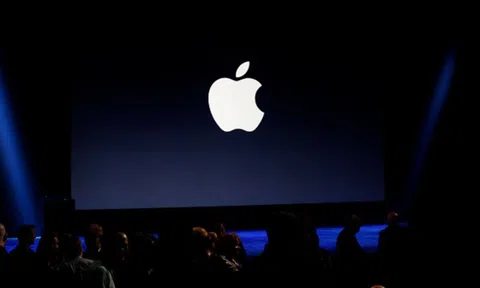 Apple bị phạt nặng vì quảng cáo