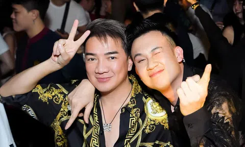 Dương Triệu Vũ có hành động bất ngờ với Đàm Vĩnh Hưng trong tiệc sinh nhật