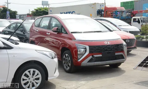 Ồ ạt về Việt Nam, ô tô nhập khẩu lập kỷ lục mới trong năm 2022