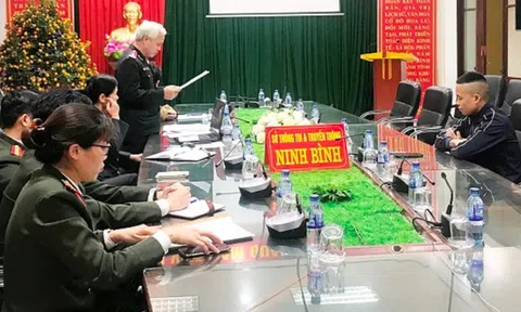 Dàn dựng clip gây hoang mang, kích động bạo lực tung lên mạng "câu like"