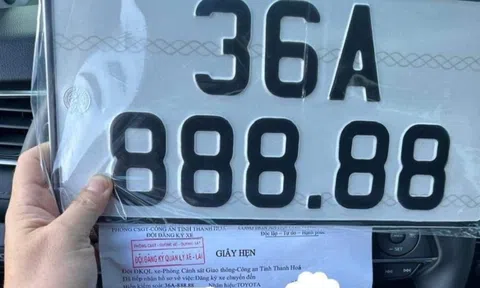 Chuyển vùng đăng ký, một người dân bốc được biển số ôtô siêu "VIP" 888.88