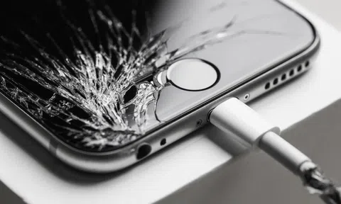 iPhone rơi vỡ màn, vào nước có thể bảo hành tại Việt Nam