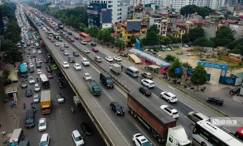 Giao thông Hà Nội bắt đầu "dễ thở"