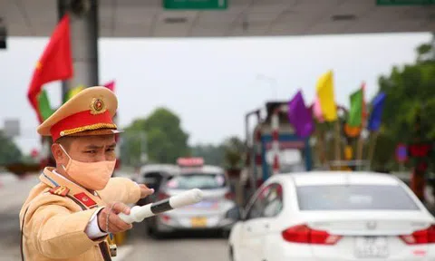 Công khai số điện thoại phản ánh bất cập giao thông, vận tải dịp Tết