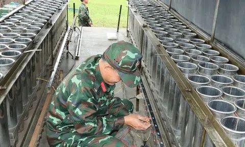 Cận cảnh những giàn pháo hoa sẵn sàng khai hỏa đêm giao thừa