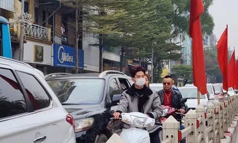 Khu vực Văn Miếu - Quốc Tử Giám kẹt cứng, nhiều người bỏ cuộc xin chữ đầu năm