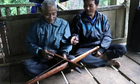 Bí ẩn chiếc "nỏ thần" của người Khùa