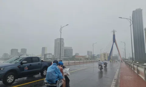 Không khí lạnh tràn về, miền Trung chuẩn bị đón giá rét