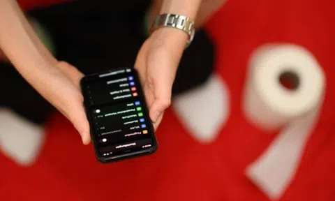 Đừng mang điện thoại vào toilet nữa