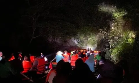 Ninh Bình nói gì về thông tin "Tràng An thất thủ" khiến du khách mắc kẹt tới 12 giờ đêm?