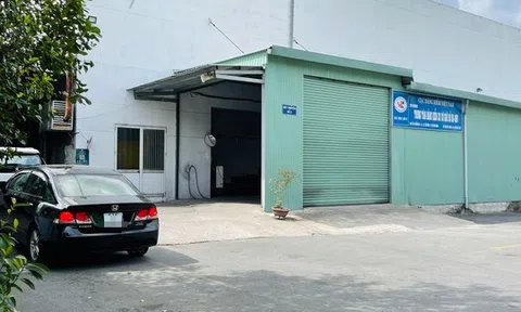 TP HCM: Tái diễn cảnh lạ ở trung tâm đăng kiểm