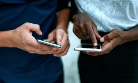 Smartphone có nghe lén khi người dùng nói chuyện?