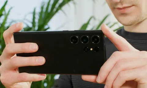 Chi tiết nhỏ này hé lộ cách Galaxy S23 bí mật "đánh bại" iPhone theo một cách ít ai ngờ