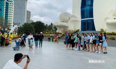 Khánh Hòa đặt mục tiêu đón 4 triệu lượt khách trong năm 2023