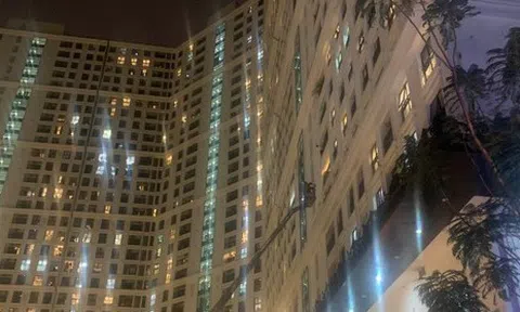 Giải cứu nam thanh niên định nhảy chung cư tự tử trong đêm Valentine