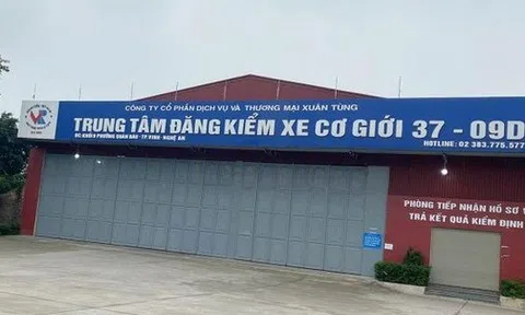 Công an Nghệ An khám xét trung tâm đăng kiểm xe cơ giới 37-09D