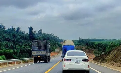 Huế-Quảng Trị: Cao tốc lưu thông, xe qua trạm BOT trên QL1A giảm rõ rệt