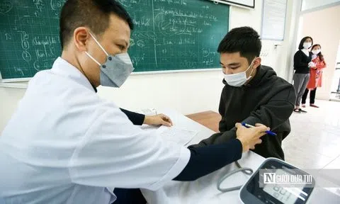 Ngày 18/2: Số ca Covid-19 mới nhiều hơn số khỏi bệnh