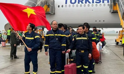 Đoàn 24 cảnh sát Việt Nam hoàn thành sứ mệnh ở Thổ Nhĩ Kỳ đã về đến Hà Nội